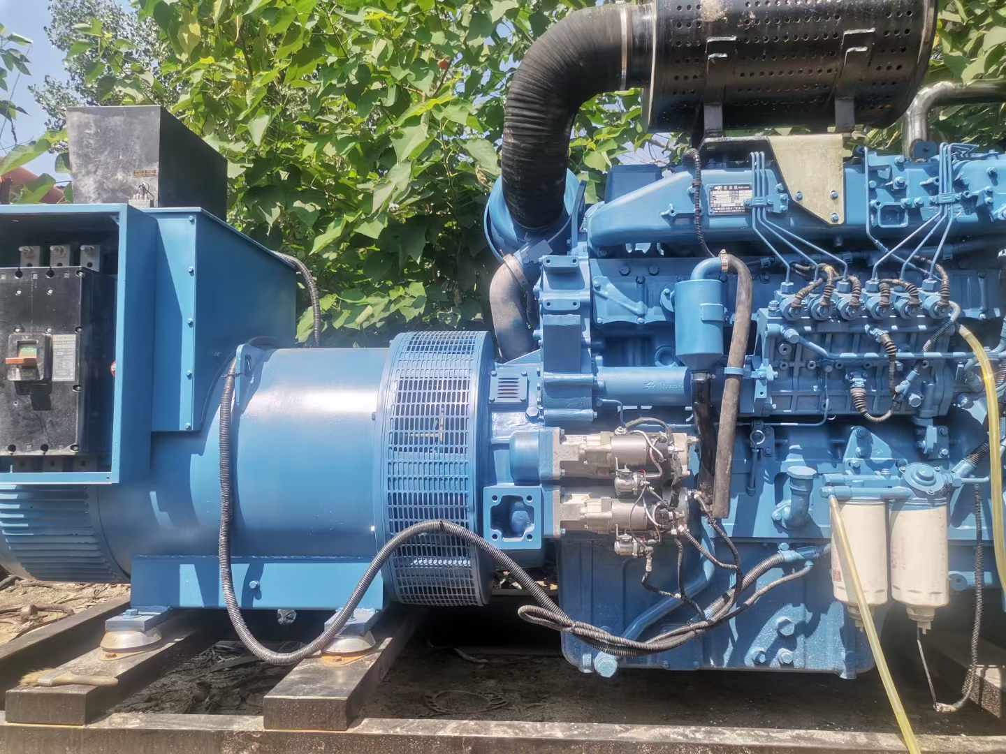 达川详细说明降低 800kW 柴油发电机输出电流波动的方法
