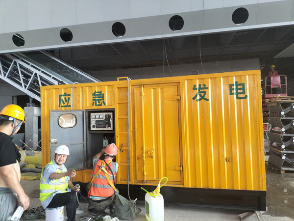 达川怎样判断空气滤清器是否需要更换？