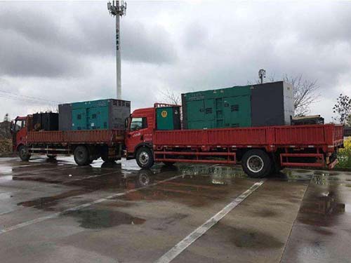 达川涂抹密封胶后，需要等待多长时间才能安装水冷式机油散热器密封件？